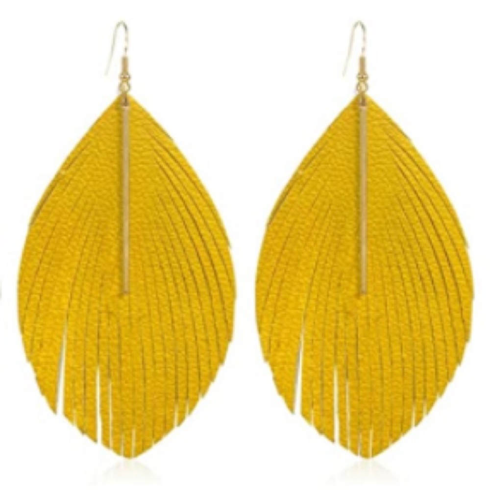 ✨NWT Large Fringe Leather Earrings ✨Hand Crafted ✨Artisan!✨